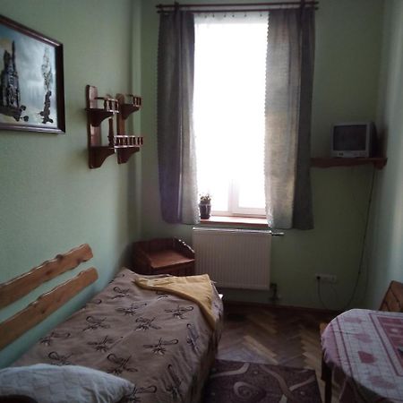 Готель Центральний Brody Exterior photo
